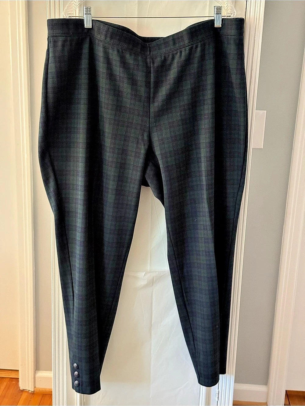 Talbots Skinny Ankle Green and Navy Black Watch Plaid Pull-On Pants Size 3X